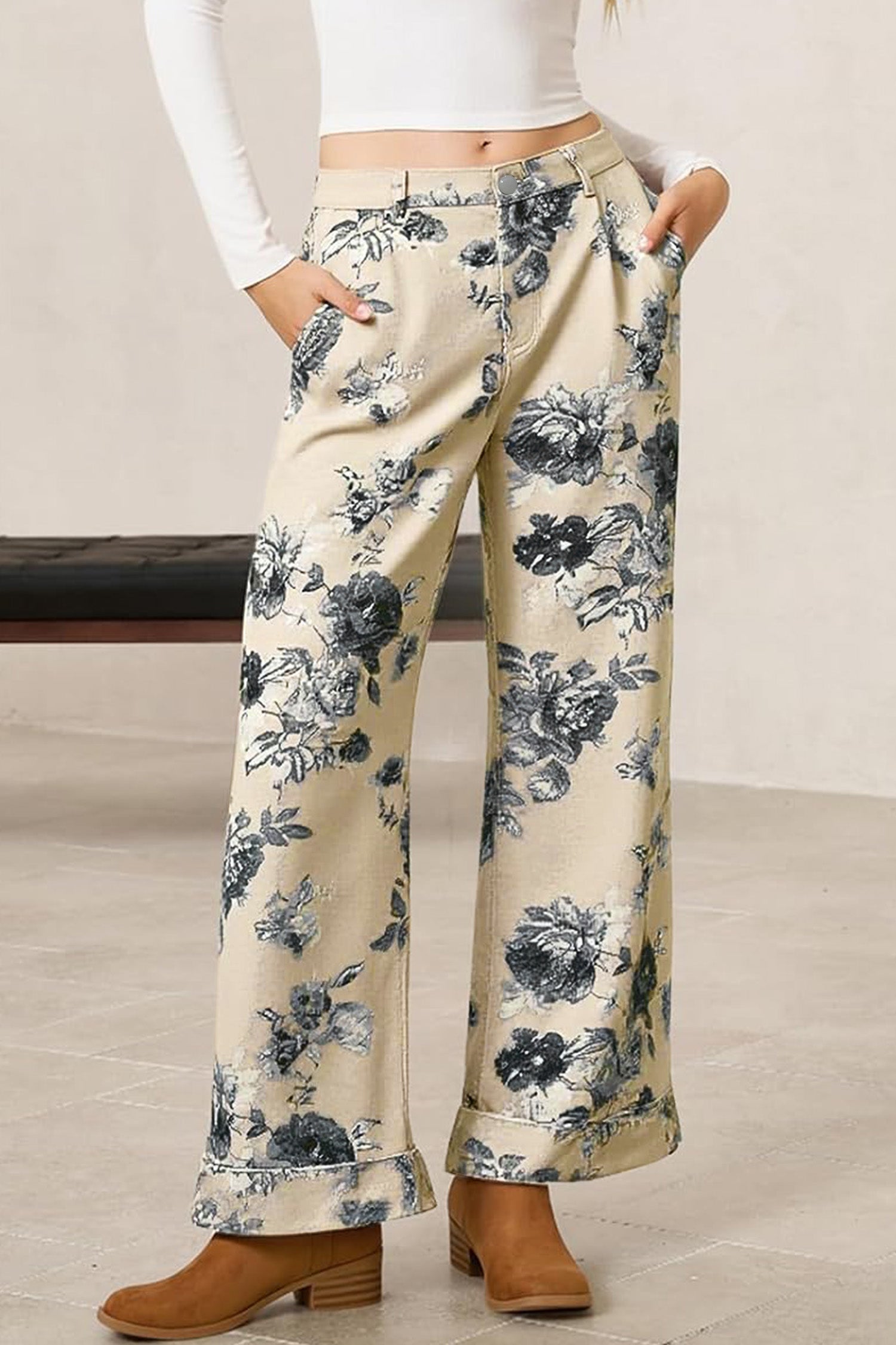Beige Retro Floral Print Turn-up Cuffed Hem Loose Jeans