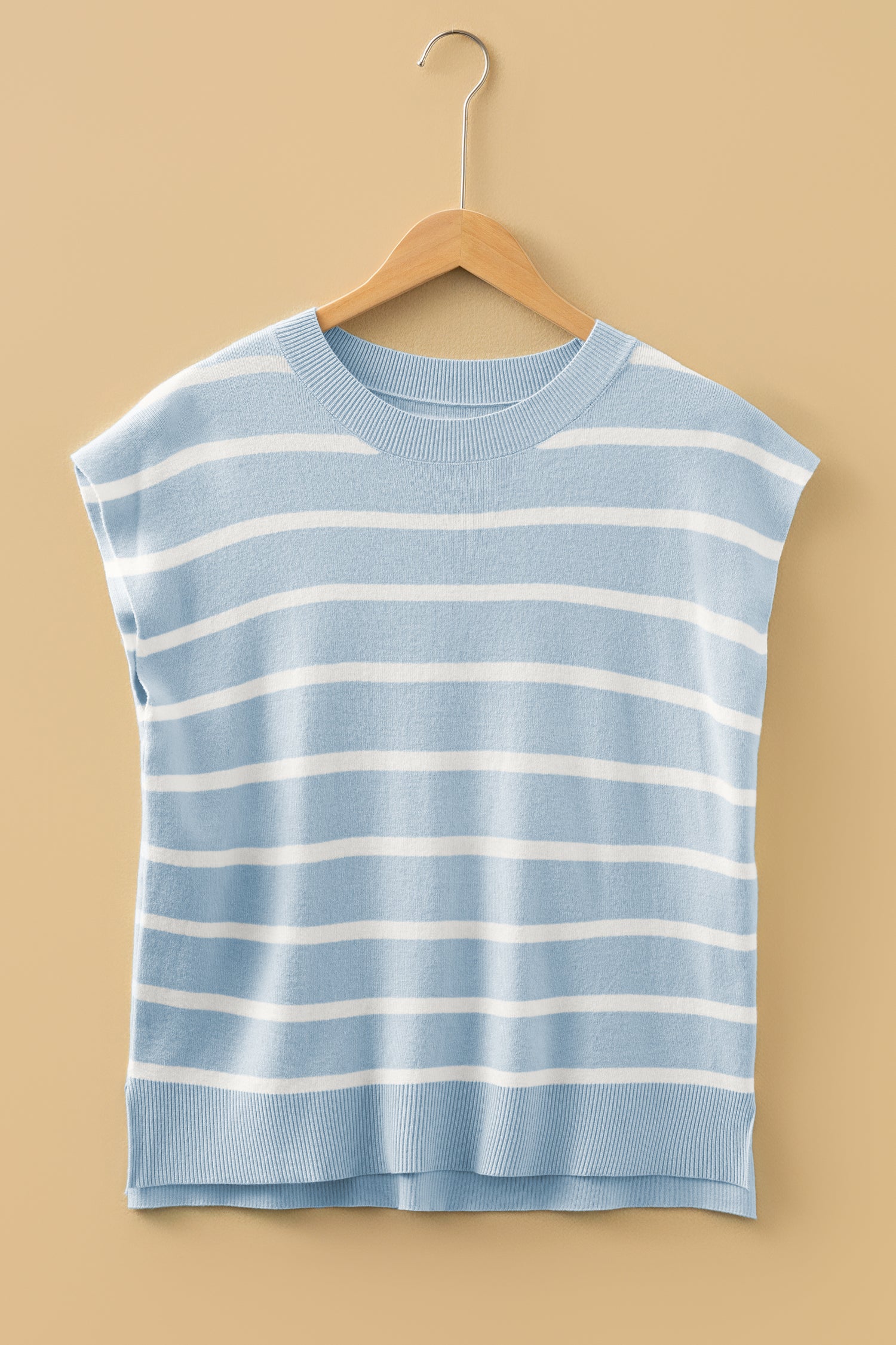White Side Slits Crewneck Short Sleeve Sweater Tee