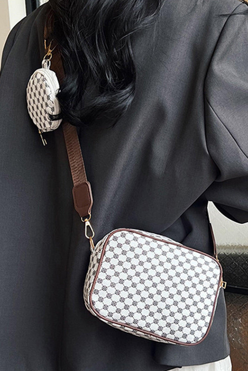 White PU Leather Geometric Pattern Adjustable Strap Shoulder Bag with Wallet