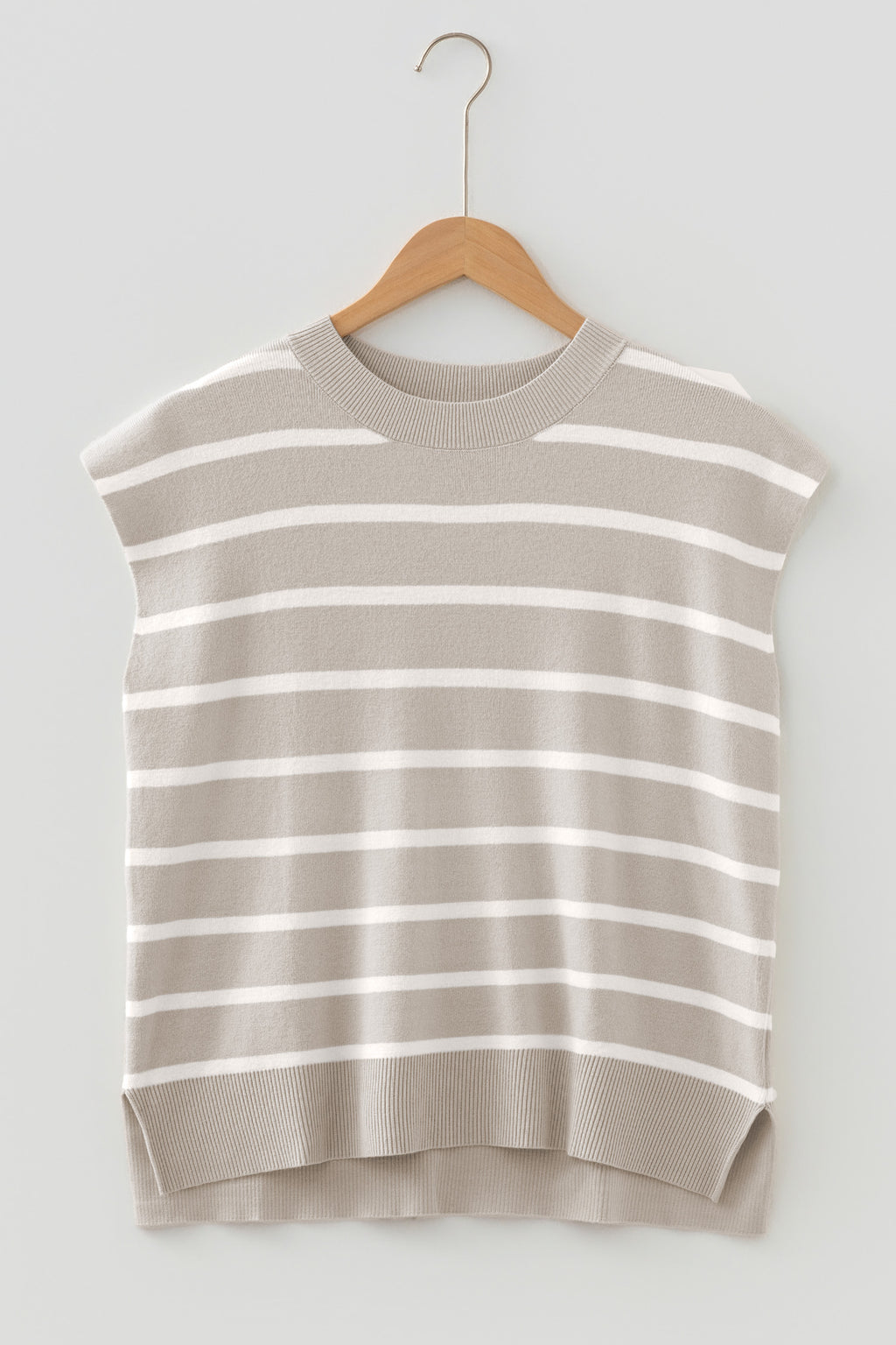 White Side Slits Crewneck Short Sleeve Sweater Tee