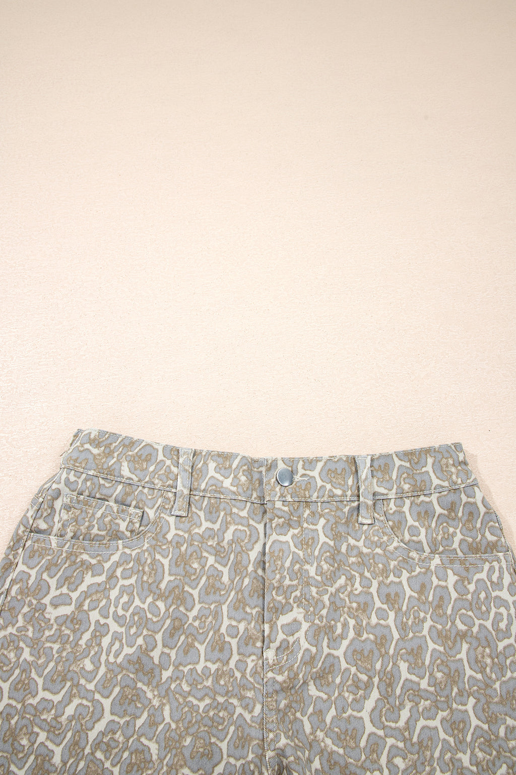 Khaki Raw Edge Leopard Print Denim Shorts