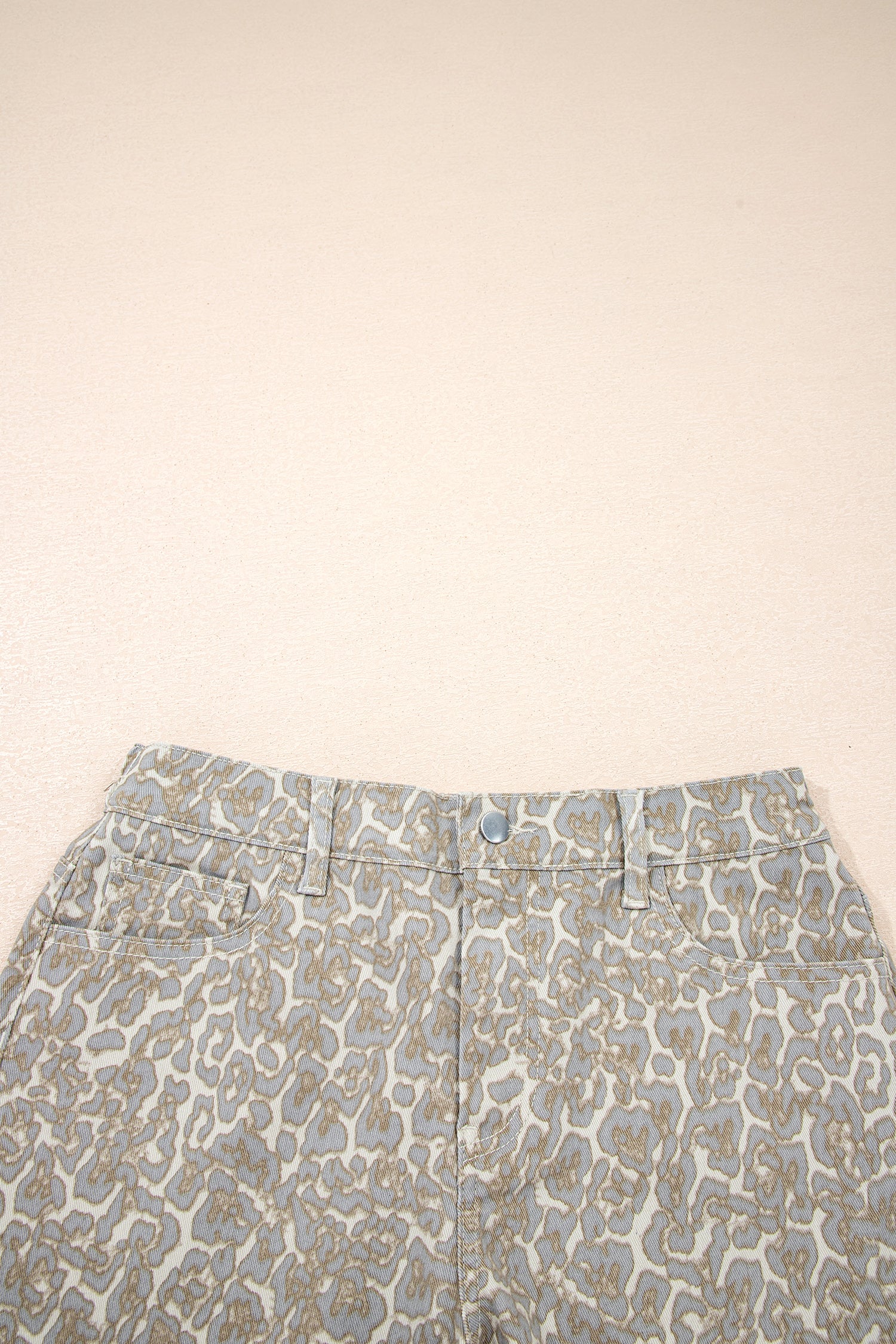Khaki Raw Edge Leopard Print Denim Shorts