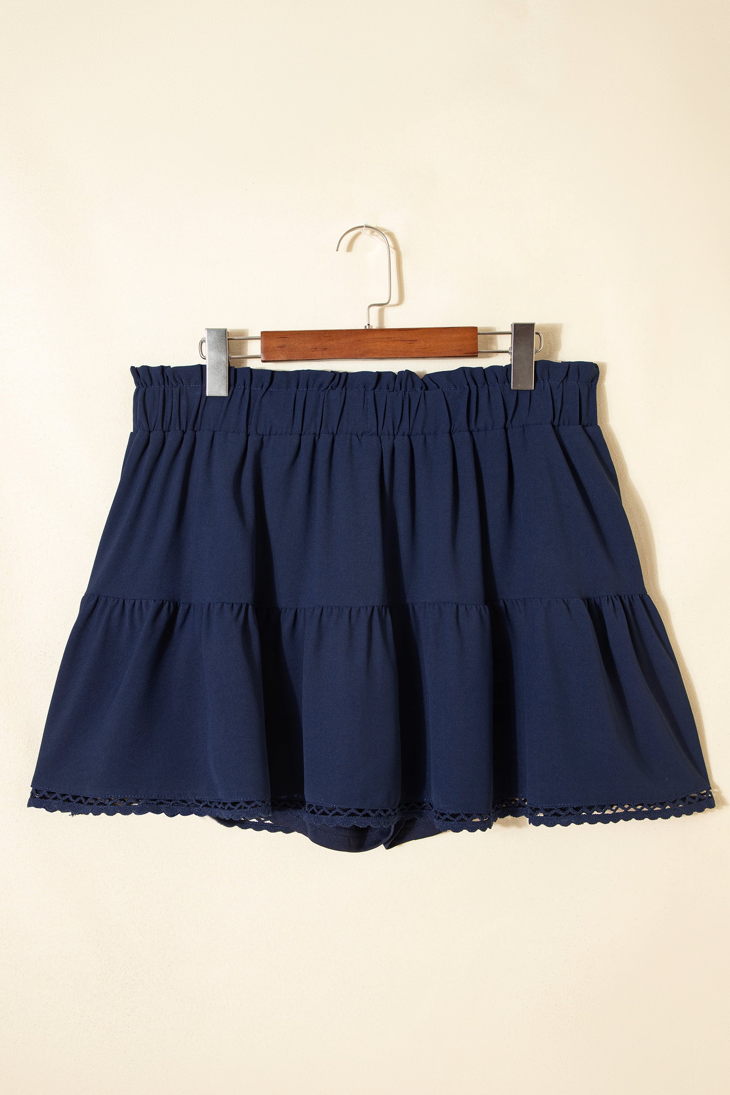 Black Plus Size Frilled Elastic Waist Lace Trim Boho Ruffled Shorts