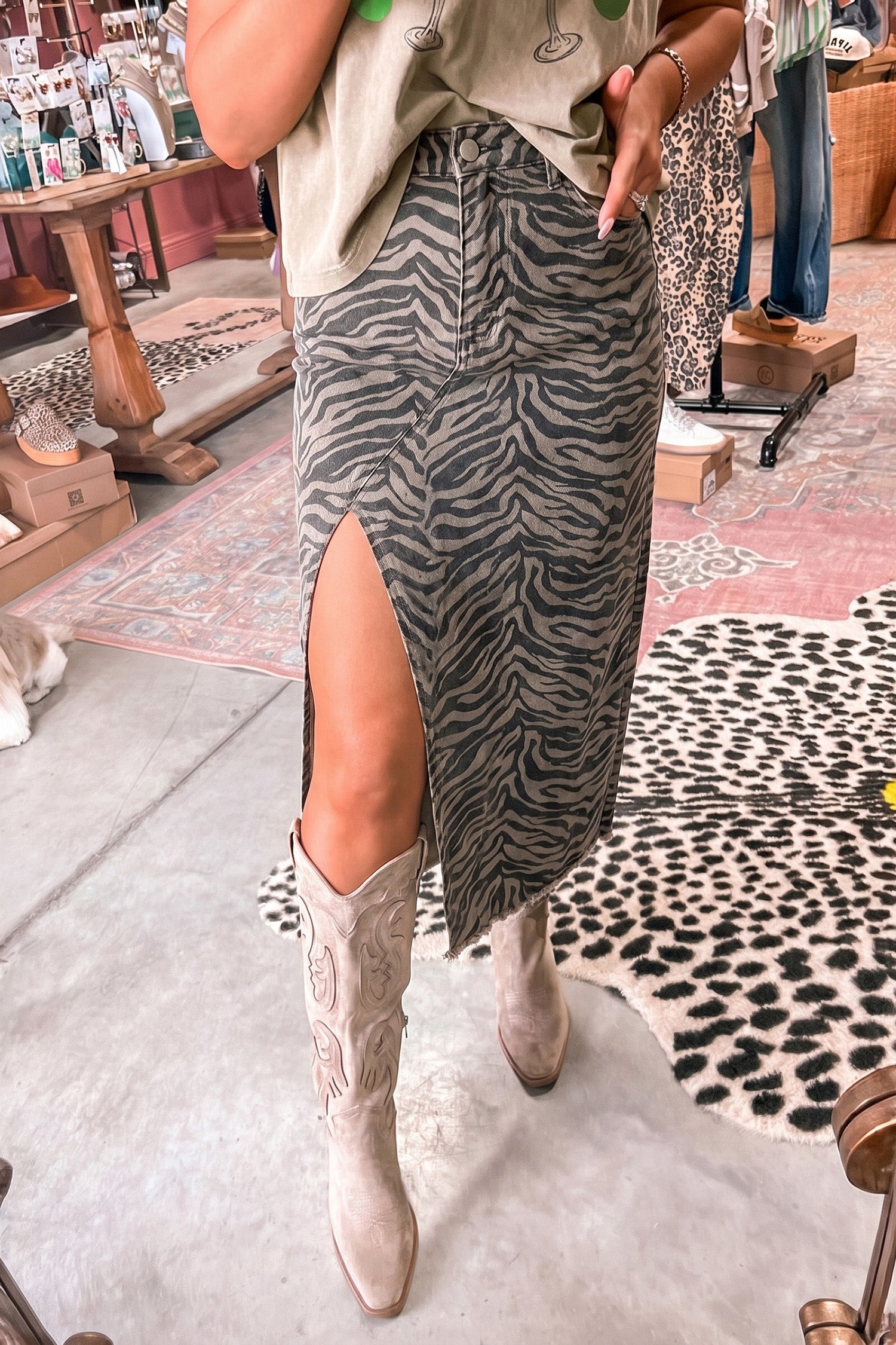 Brown Leopard Print Frayed Edge Denim Skirt Long Casual Daily Wear